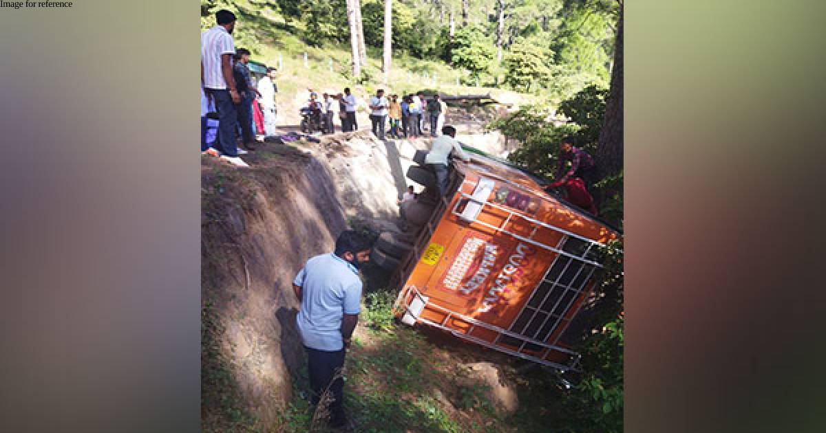 1 killed as bus overturns in J-K's Udhampur